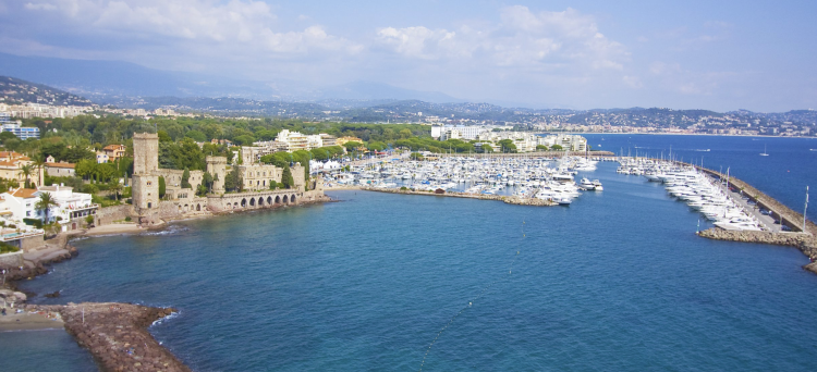 Place de port Mandelieu La Napoule